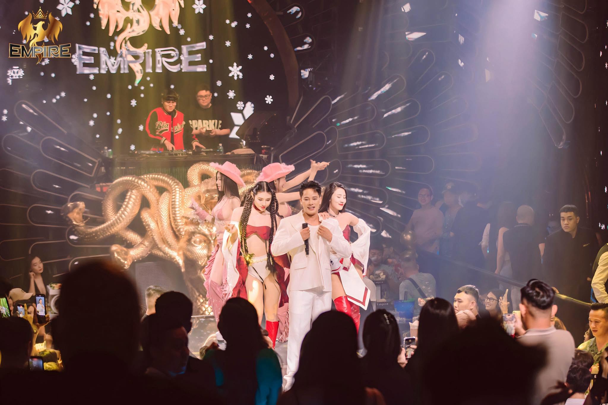 Hình Ảnh Album Empire Music Club (4)