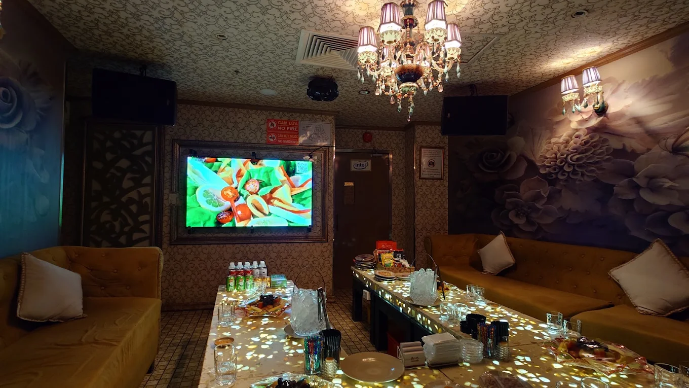 Hình Ảnh KTV Boss Karaoke Trung Sơn (6)