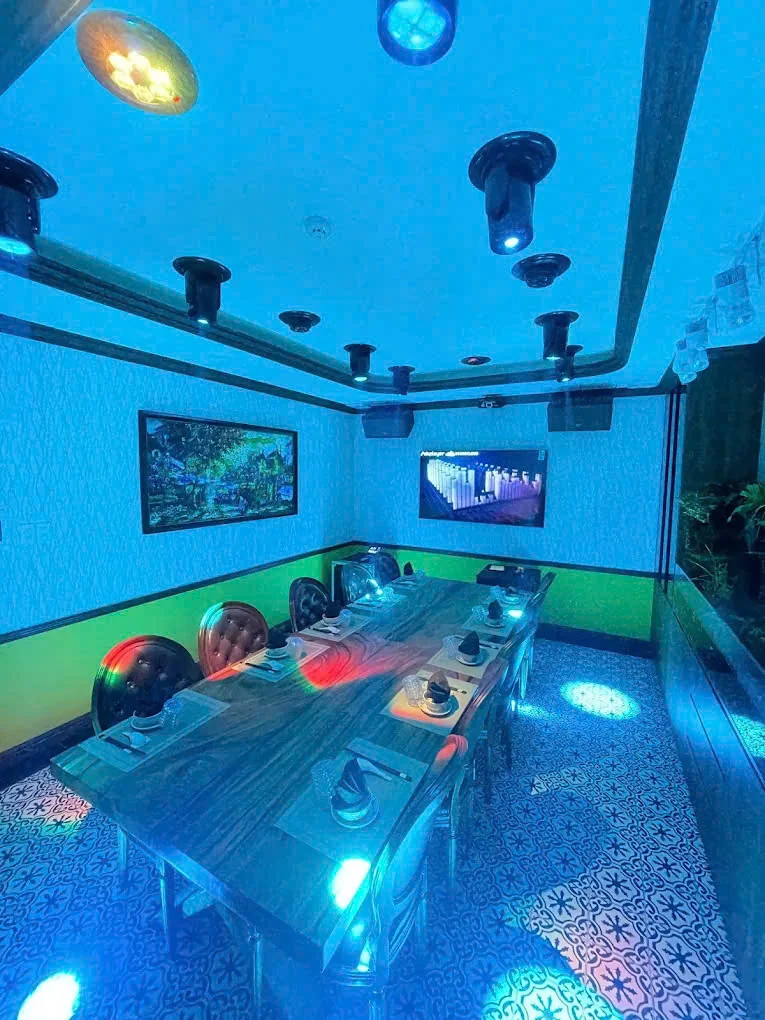 Không gian thực tế tại Gà Cửu Long KTV, góc 3