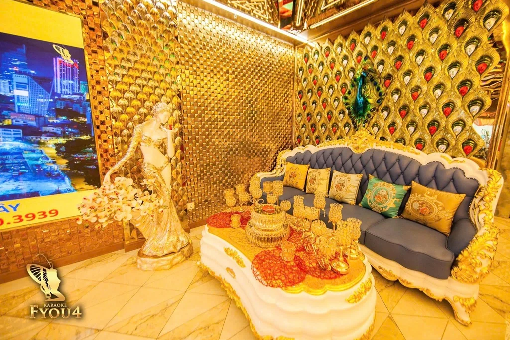 Phòng karaoke thực tế tại For You 4 KTV, góc 3