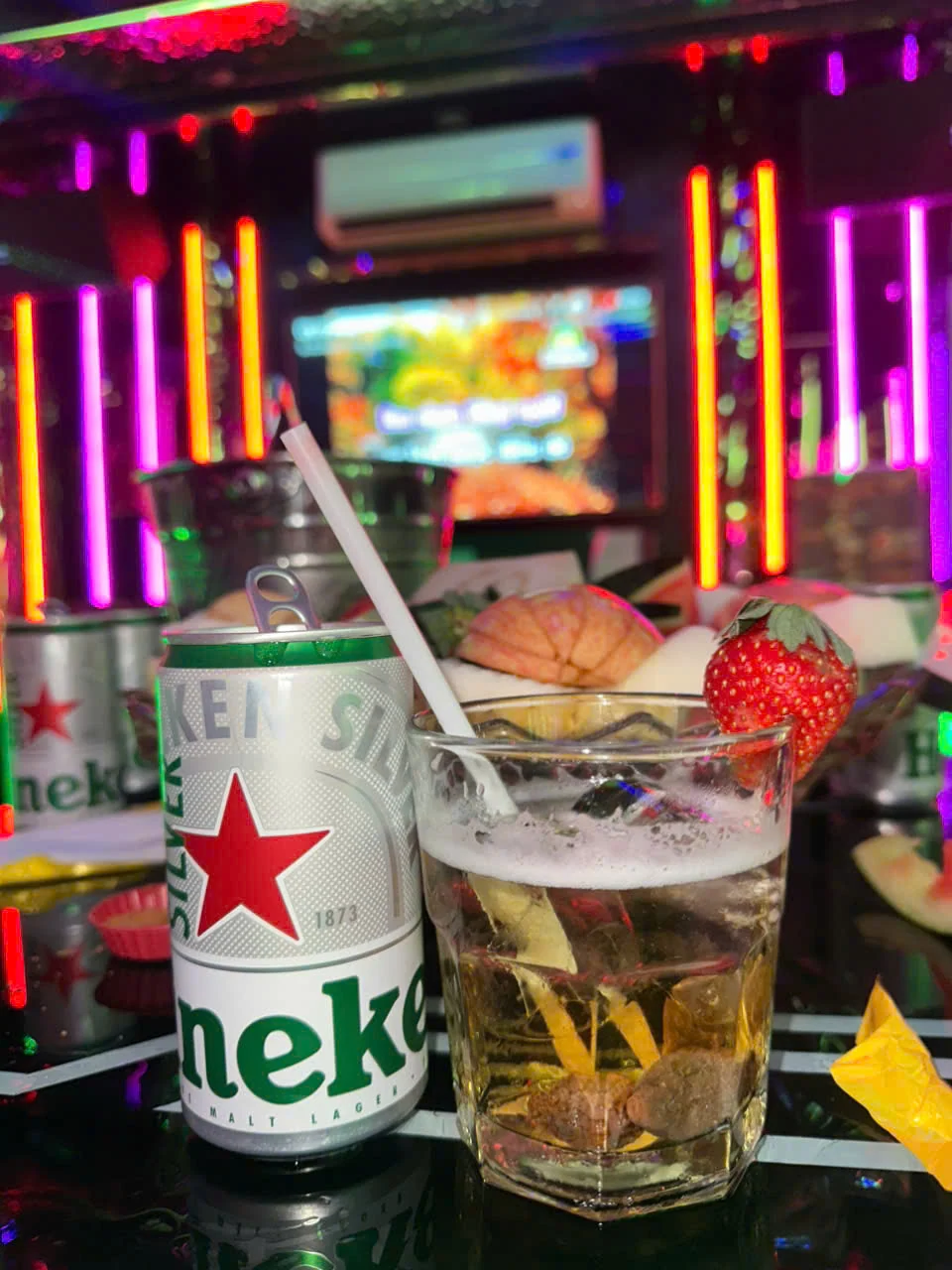 Không gian phòng hát Karaoke Pattaya - góc 2