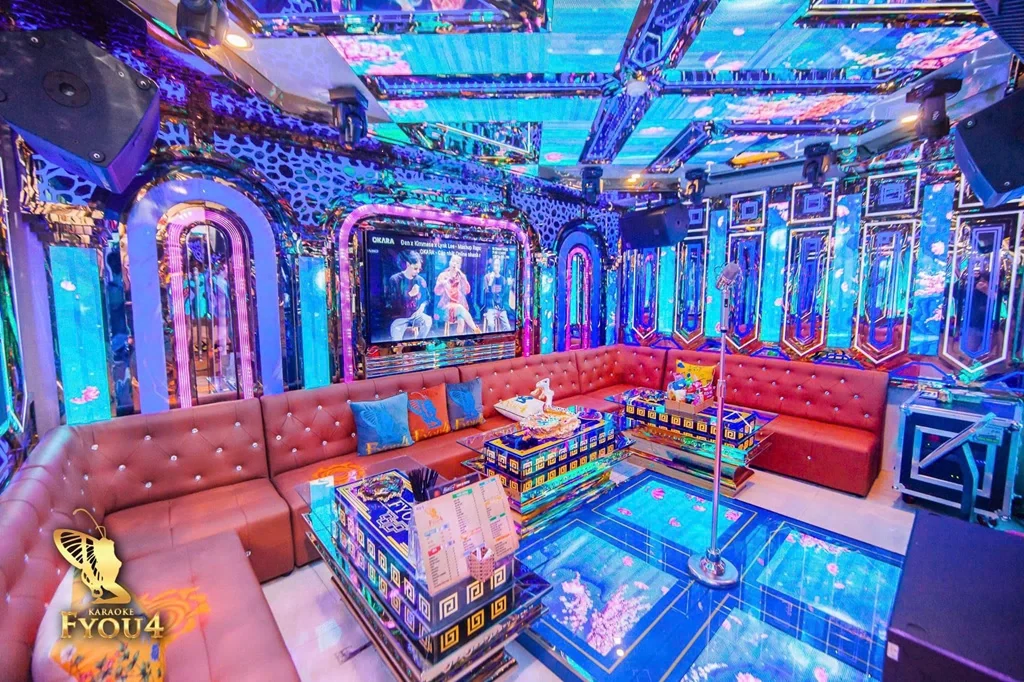 Phòng karaoke thực tế tại For You 4 KTV, góc 4