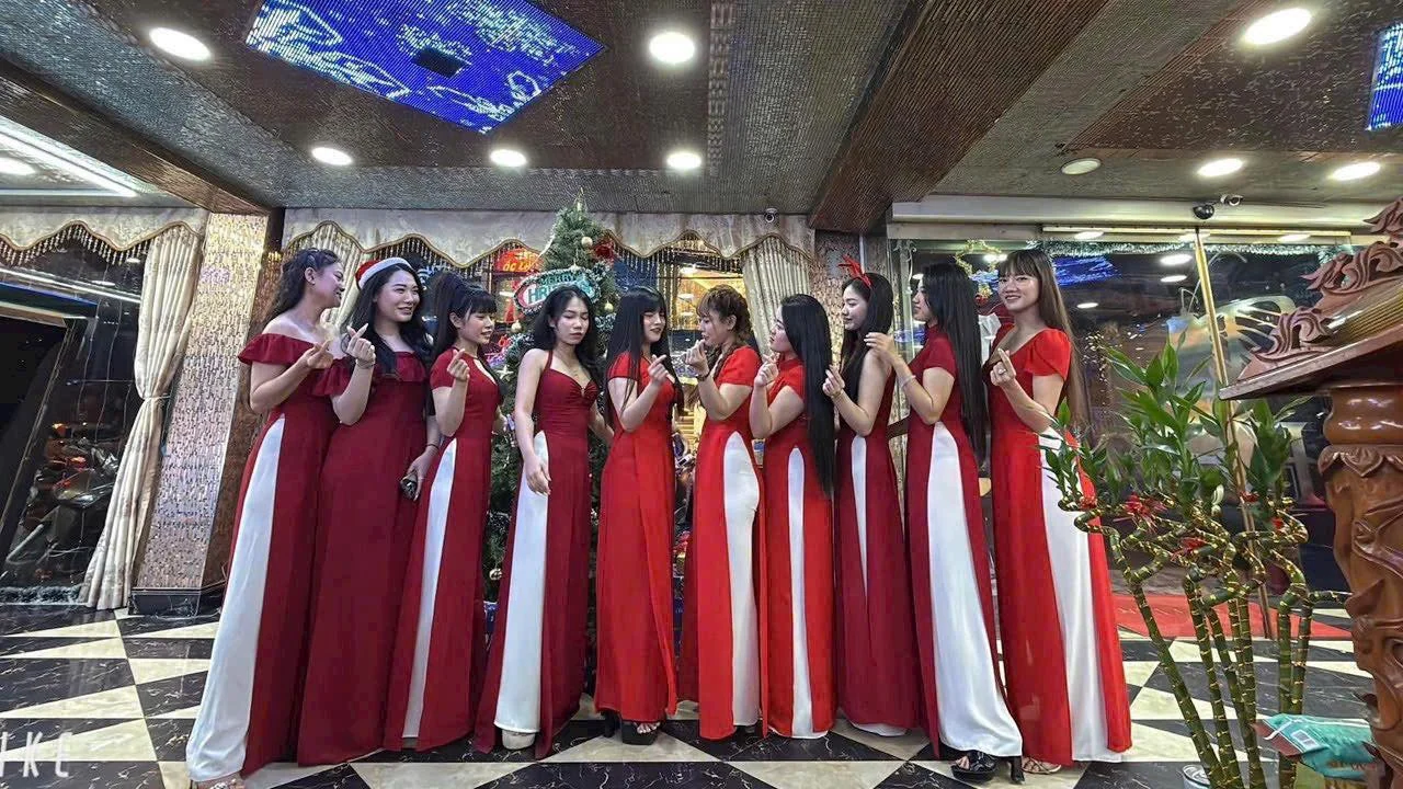 Không gian phòng hát Karaoke FYOU I - góc 16