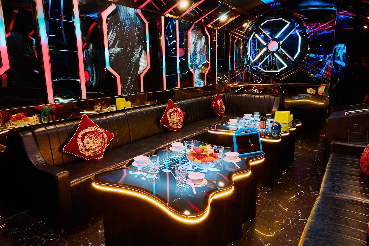 Không gian phòng hát Karaoke Kingdom - góc 15