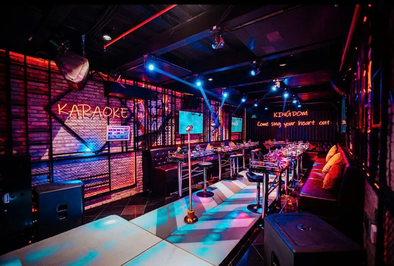 Không gian phòng hát Karaoke Kingdom - góc 18