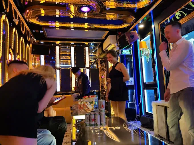 Không gian phòng hát Karaoke Safari KTV - góc 26