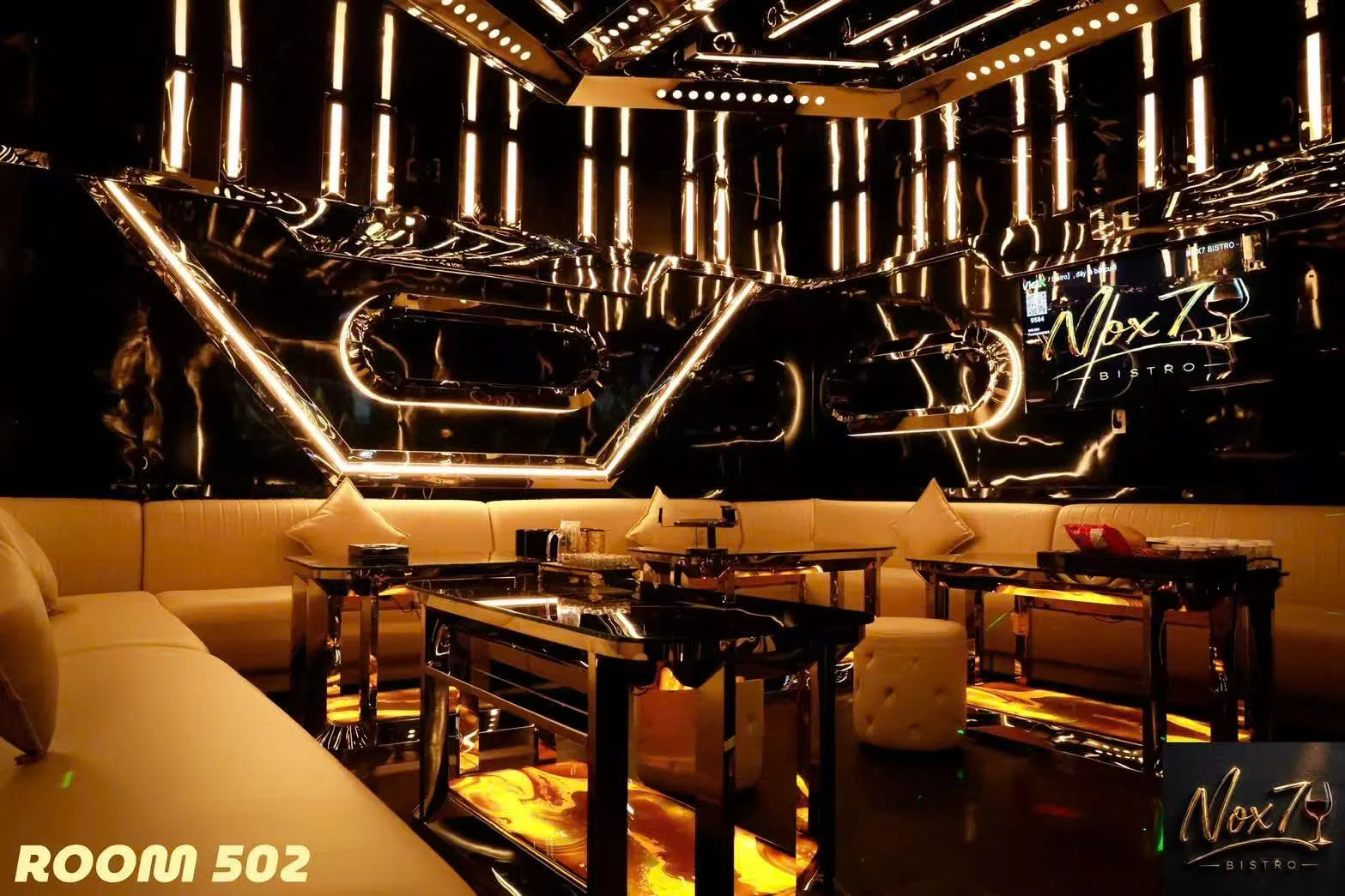 Sofa và bàn phòng 502 NOX7 Bistro KTV