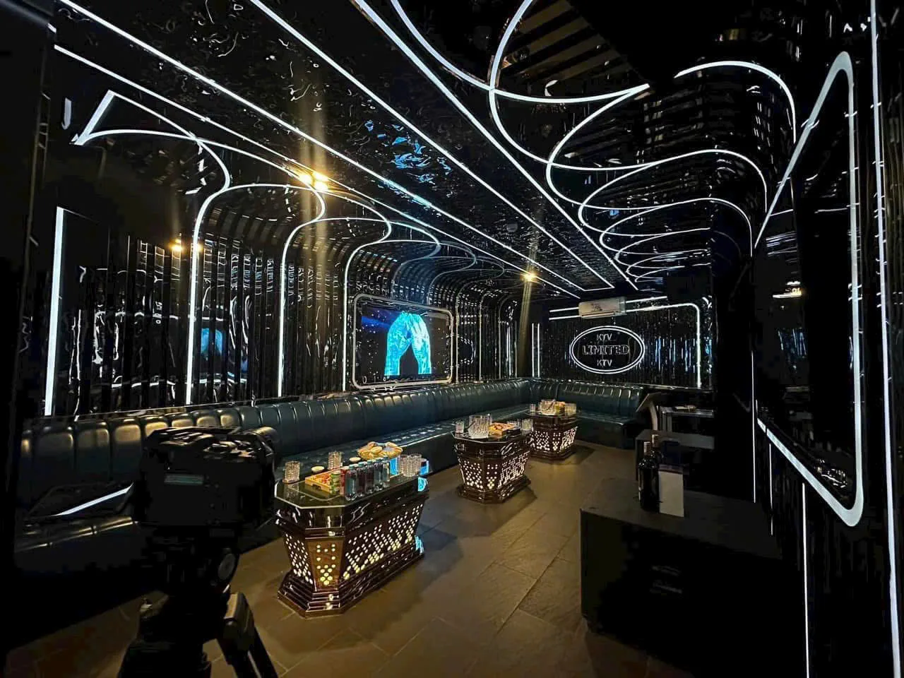 Menu và đồ uống tham khảo tại Karaoke Limited