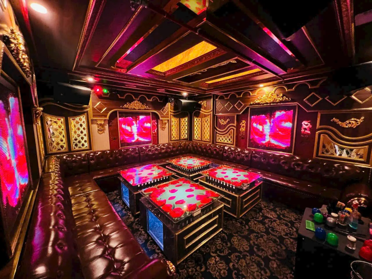 Không gian phòng hát Karaoke Atlantis - góc 4