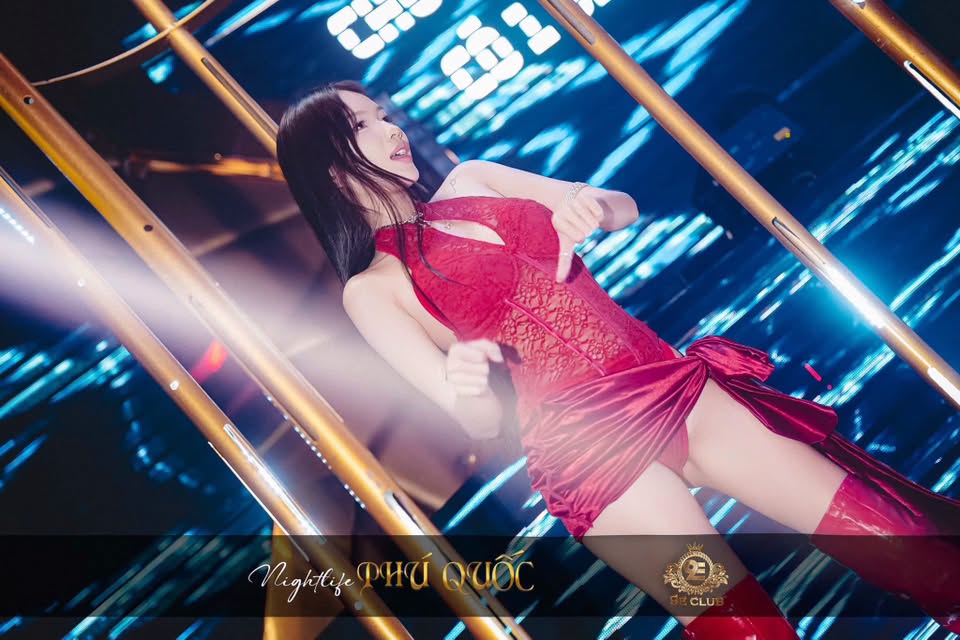 Booking Nhanh Đặt Bàn 9E CLUB Phú Quốc (3)