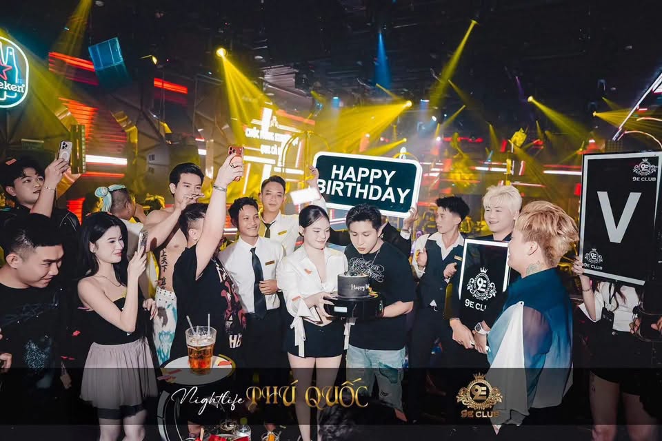 Booking Nhanh Đặt Bàn 9E CLUB Phú Quốc (6)