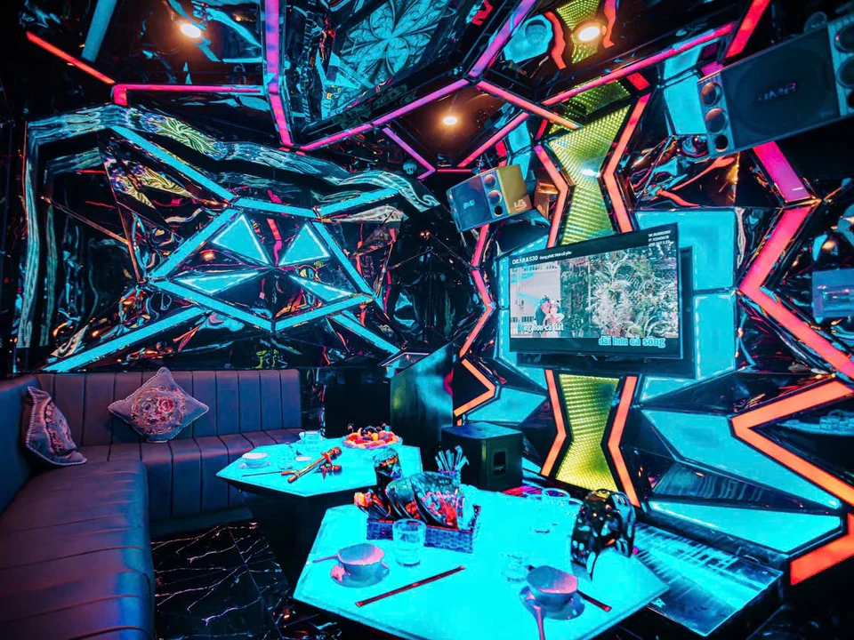 Phòng LED Kingdom Karaoke