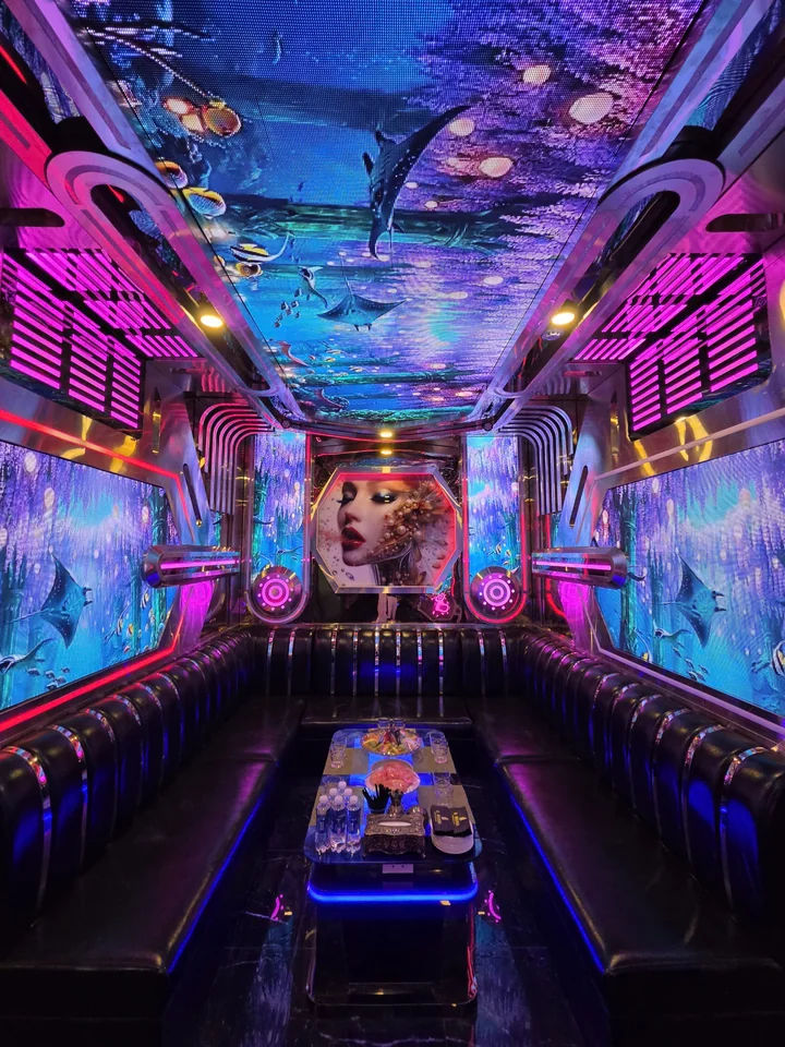 Phòng Karaoke Queen Bee chủ đề đại dương